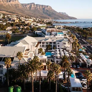 The Bay Kaapstad